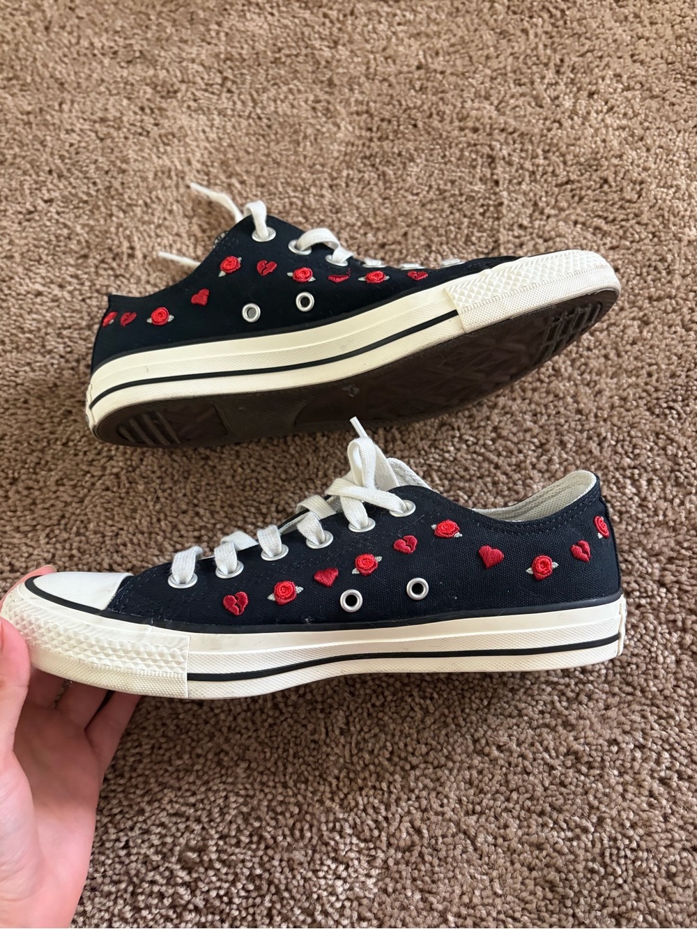 Converse Black Canvas Low-Top Sneakers with Red Heart Embroidery - Picture 12 of 13